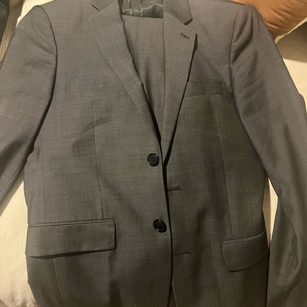 John Varvatos Charcoal Gray Men's Suit